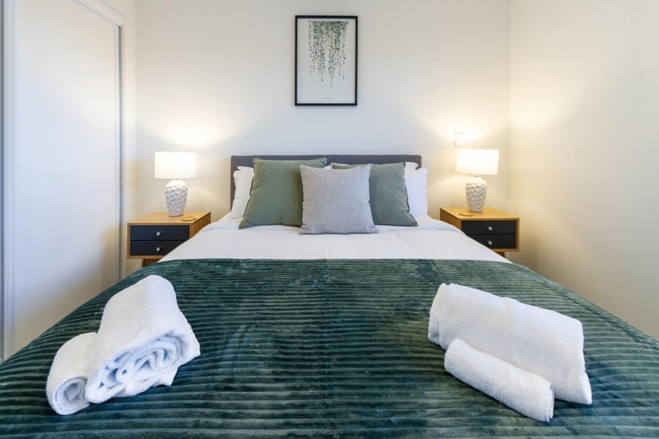 1 Bedroom 1 Bath, Executive Escape, Northlands Mall Christchurch Bagian luar foto